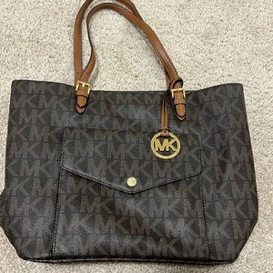 Micheal Kors tote
